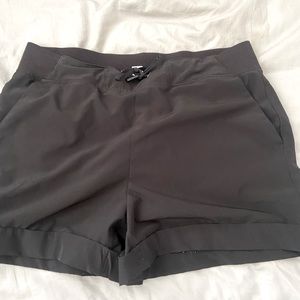Women’s golf shorts